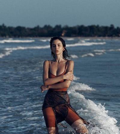 Иветта, Г. Яровое